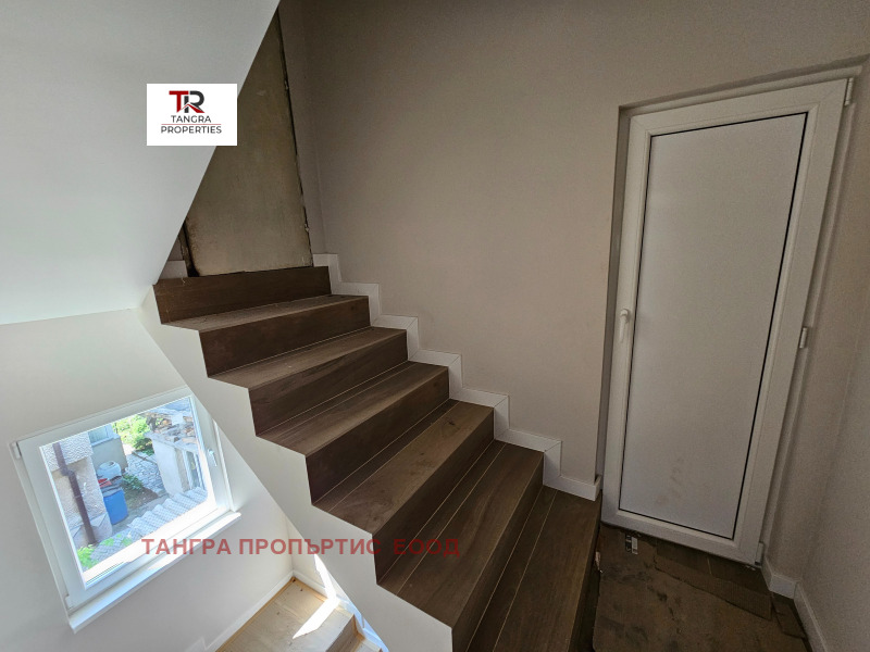 Продава  Къща област Перник , гр. Радомир , 162 кв.м | 50469842 - изображение [2]