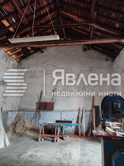 Продава СКЛАД, гр. Провадия, област Варна, снимка 2 - Складове - 54459334
