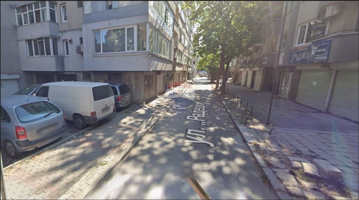 Продава АТЕЛИЕ, ТАВАН, гр. Варна, Колхозен пазар, снимка 2 - Апартаменти - 55692821