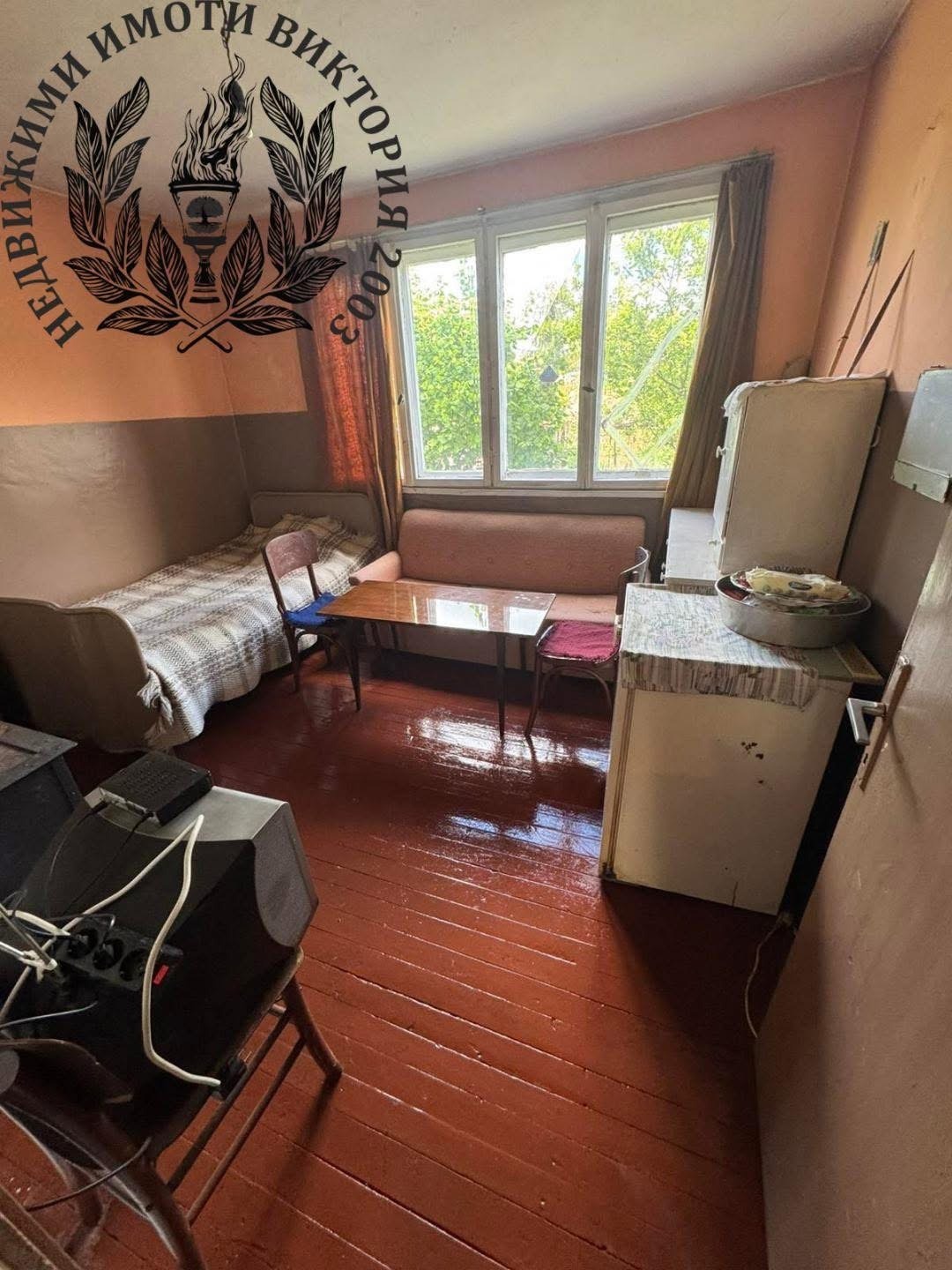 Продава ЕТАЖ ОТ КЪЩА, гр. Перник, Бела вода, снимка 2 - Етаж от къща - 53700756