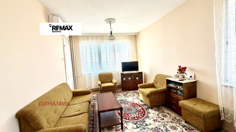 Продава 3-СТАЕН в град Бургас, Славейков - 76 кв.м / 138 000 € » 269 904.54 лв., ДИНАМИК