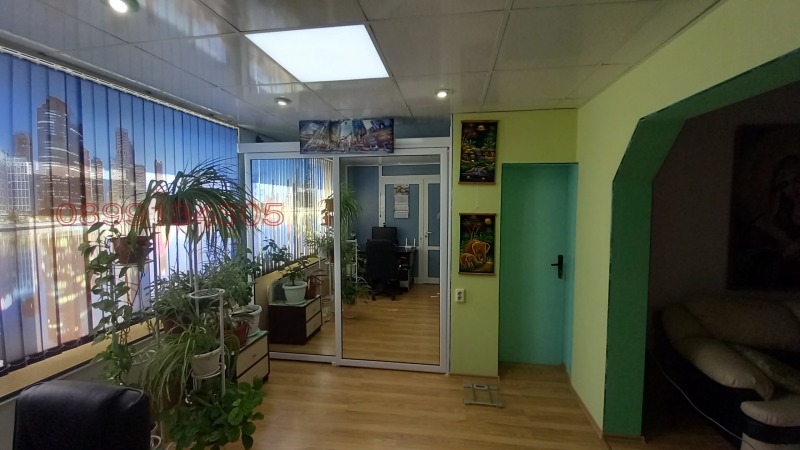 Продава 3-СТАЕН, гр. Шумен, Тракия, снимка 11 - Апартаменти - 52779523