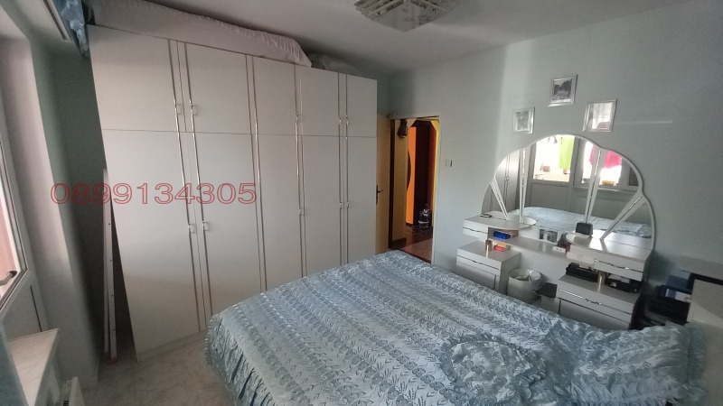 Продава 3-СТАЕН, гр. Шумен, Тракия, снимка 8 - Апартаменти - 52779523