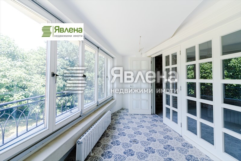 Till salu  3+ sovrum Sofia , j.gr.Jujen park , 350 kvm | 54597681