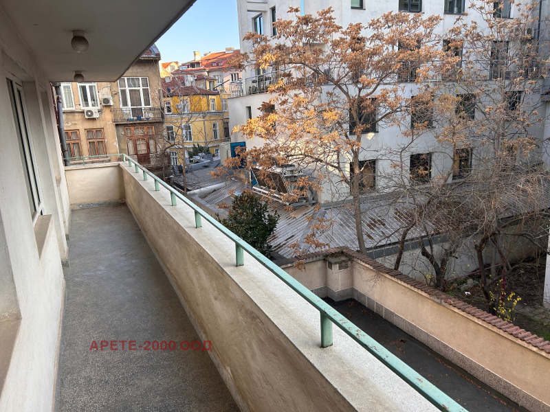 Продава МНОГОСТАЕН, гр. София, Център, снимка 12 - Апартаменти - 52719840