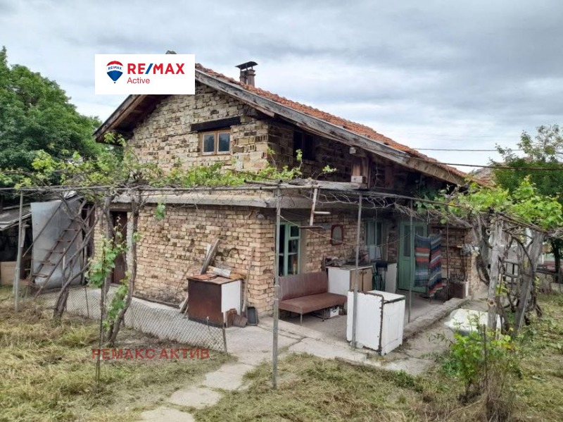 Продава КЪЩА, с. Разделна, област Варна, снимка 2 - Къщи - 53518164