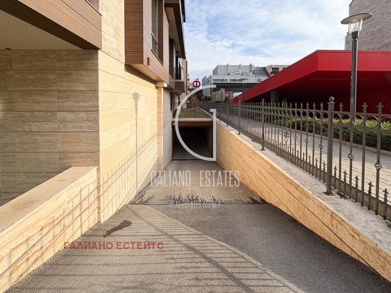 Продава ГАРАЖ, ПАРКОМЯСТО, град София, Манастирски ливади • 50000 € / 97791.50 лв. • 31361410 1