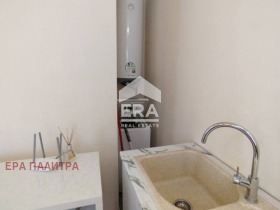 1 ložnice Vazraždane, Burgas 9