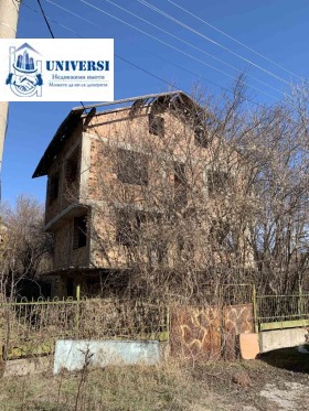 На продаж Будинок