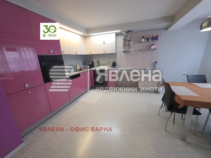 Продава 3-СТАЕН, гр. Варна, Лятно кино Тракия, снимка 2 - Апартаменти - 54161894