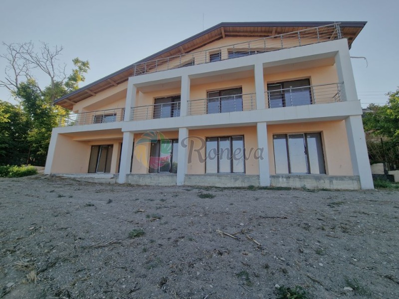 Продава КЪЩА, с. Рогачево, област Добрич, снимка 2 - Къщи - 51686677