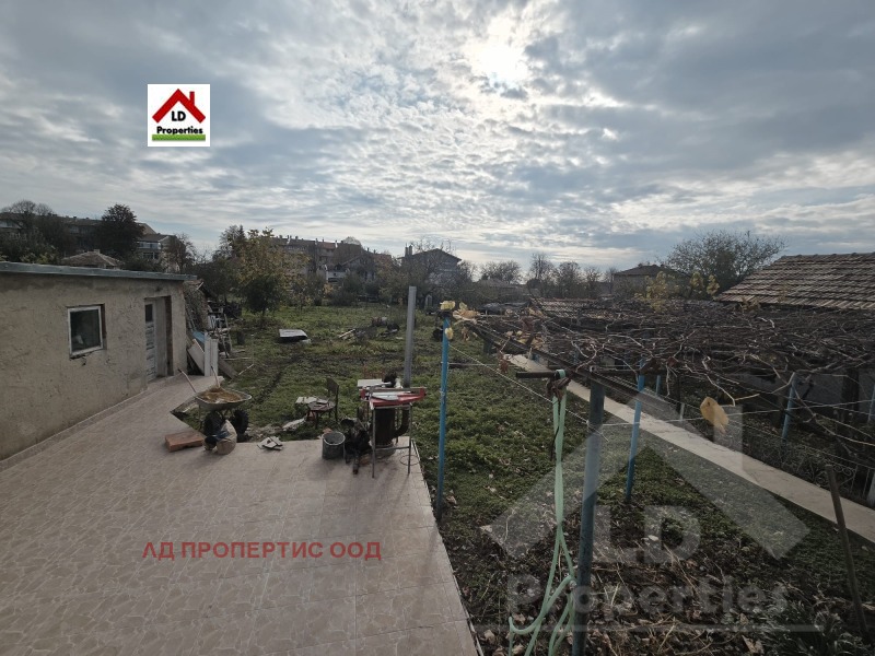 Продава КЪЩА, гр. Генерал Тошево, област Добрич, снимка 2 - Къщи - 52689229