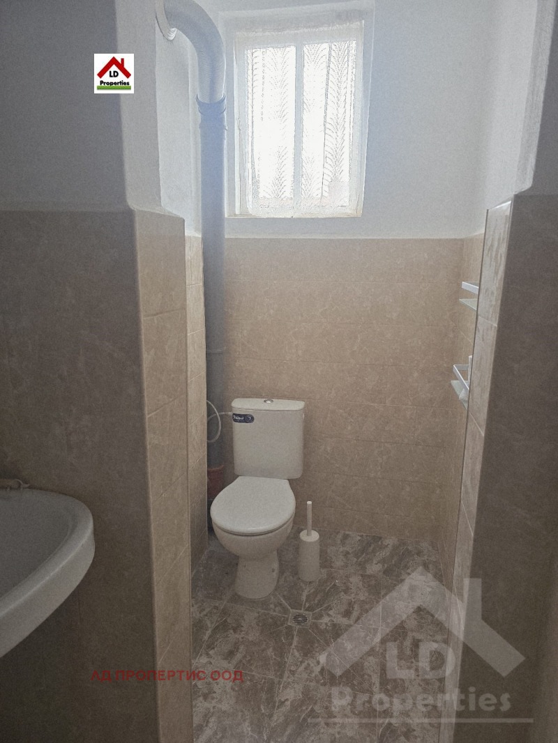 Продава КЪЩА, гр. Генерал Тошево, област Добрич, снимка 16 - Къщи - 52689229