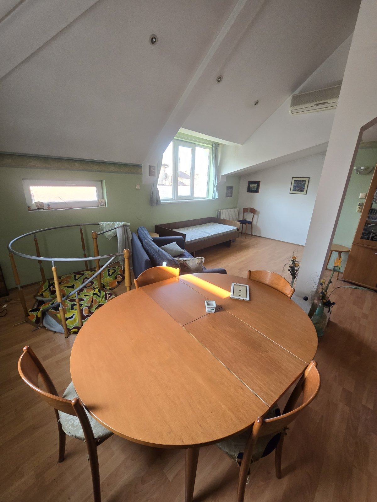 Продава 3-СТАЕН, гр. София, Медицинска академия, снимка 2 - Апартаменти - 49111400
