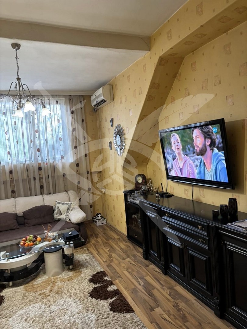Продава 3-СТАЕН, гр. София, Илинден, снимка 2 - Апартаменти - 51589175