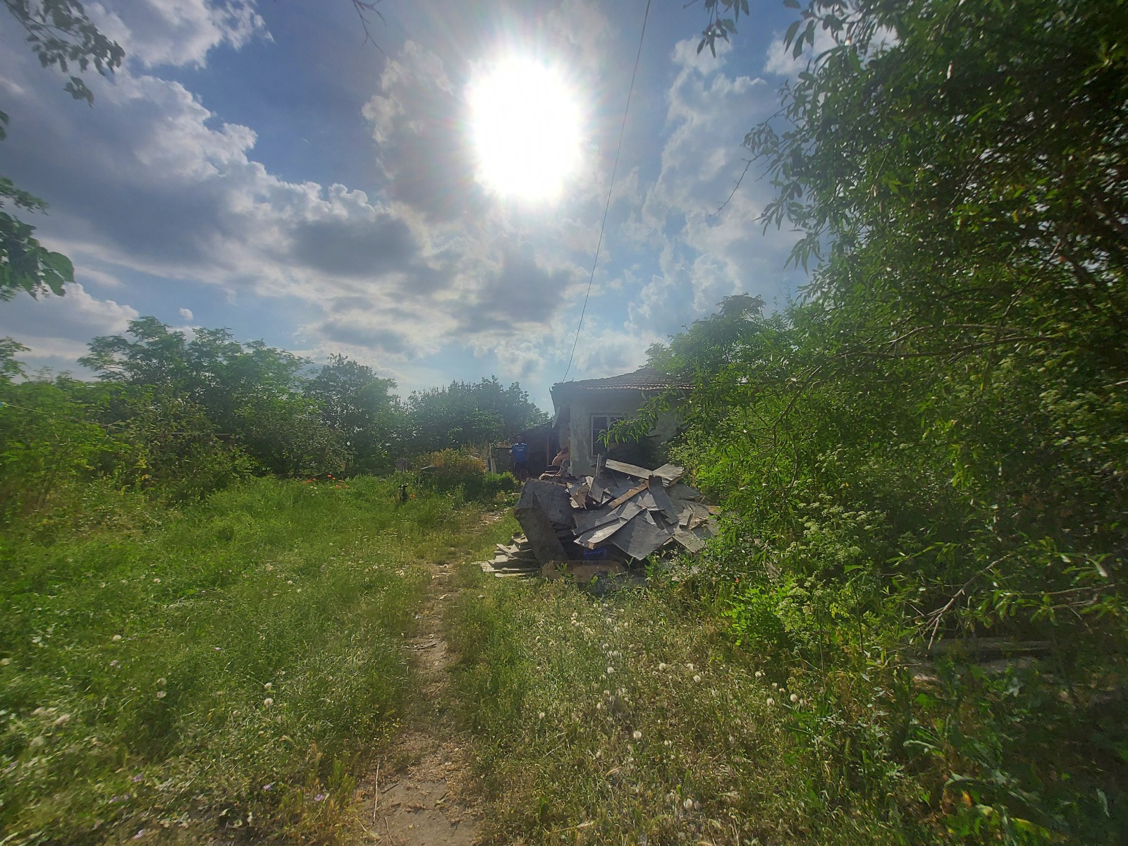 Продава КЪЩА, с. Слънчево, област Варна, снимка 2 - Къщи - 51903092