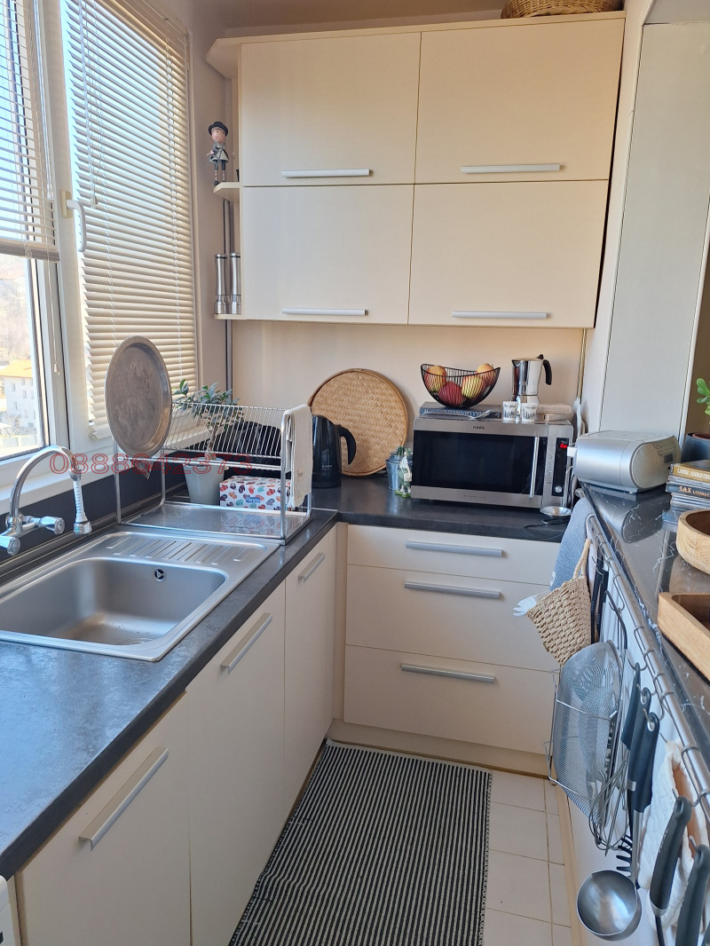 Продава 3-СТАЕН, гр. Перник, Изток, снимка 7 - Апартаменти - 52783378