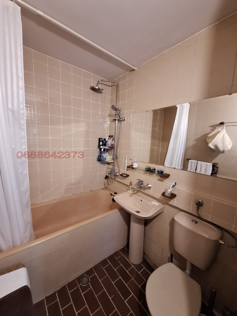 Продава 3-СТАЕН, гр. Перник, Изток, снимка 13 - Апартаменти - 52783378