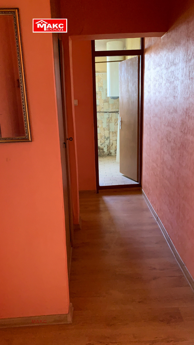 Продава  2-стаен област Перник , гр. Радомир , 57 кв.м | 35257233 - изображение [7]