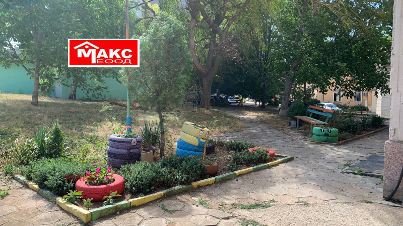 Продава  2-стаен област Перник , гр. Радомир , 57 кв.м | 35257233 - изображение [11]