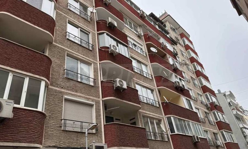 Продава 3-СТАЕН, град Варна, Операта • 280800 € / 549197.06 лв. • 95831110 1