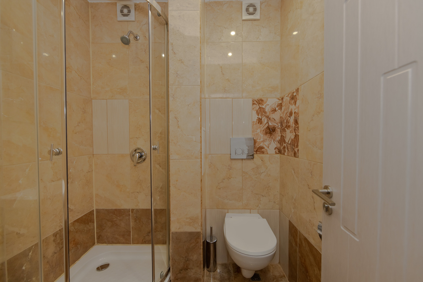 Продава 3-СТАЕН, гр. София, Изток, снимка 11 - Апартаменти - 54747751