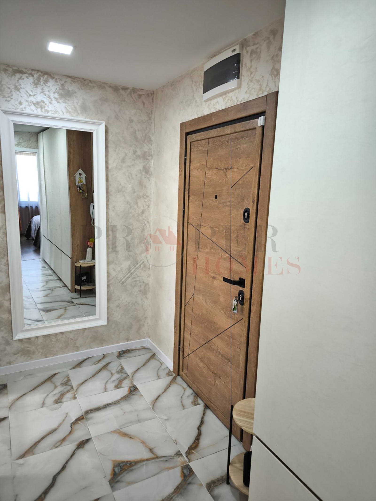 Продава 3-СТАЕН, гр. Велико Търново, Зона Б, снимка 14 - Апартаменти - 55226374