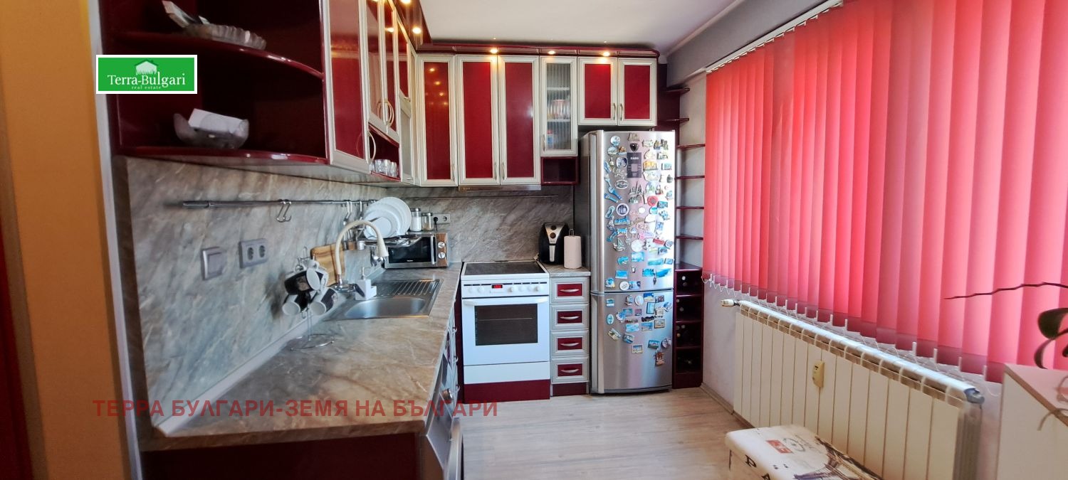 Продава 3-СТАЕН, гр. Перник, Хумни дол, снимка 9 - Апартаменти - 55317312