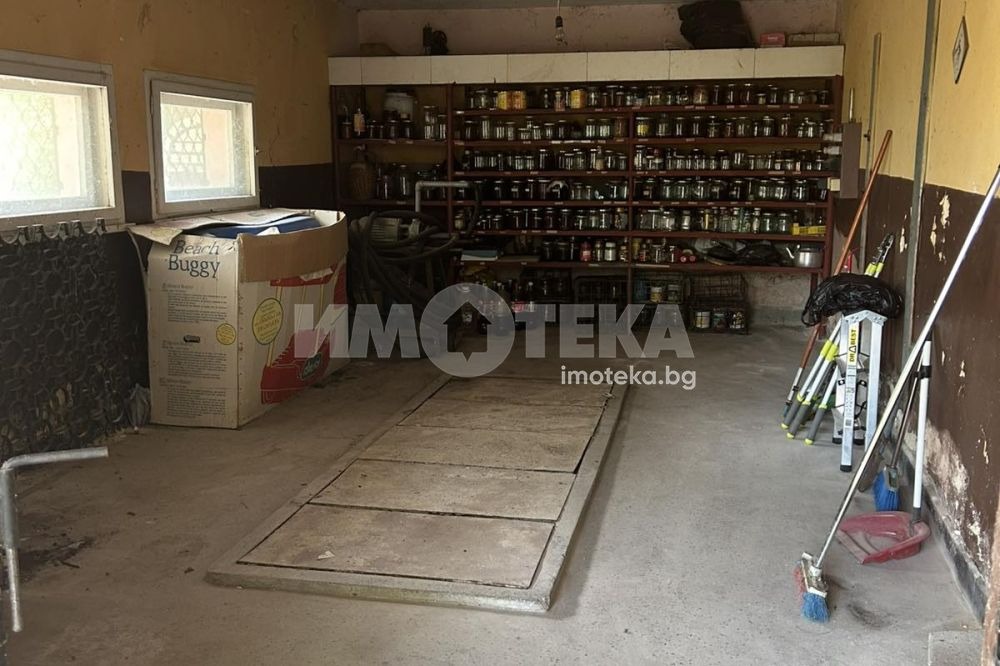 Продава КЪЩА, с. Алдомировци, област София област, снимка 16 - Къщи - 55886080