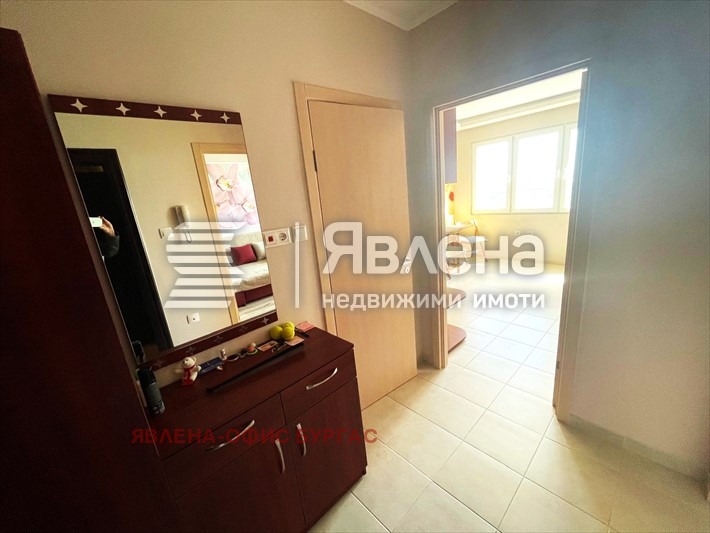 Продава 2-СТАЕН, гр. Бургас, Изгрев, снимка 4 - Апартаменти - 55565875
