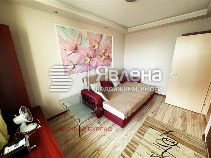 Продава 2-СТАЕН, гр. Бургас, Изгрев, снимка 3 - Апартаменти - 55565875
