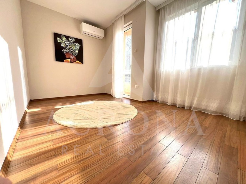 Продава 3-СТАЕН, гр. Пловдив, Център, снимка 8 - Апартаменти - 52810043