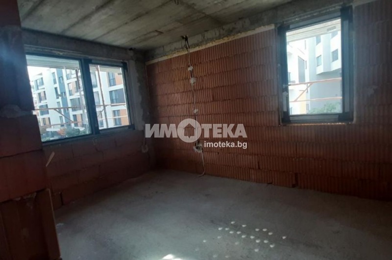 Na prodej  3+ ložnice Sofia , Studentski grad , 155 m2 | 78926827 - obraz [8]