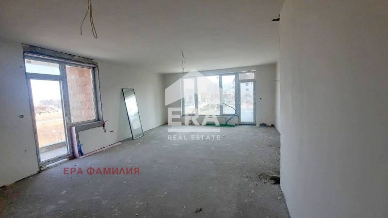 Продава МНОГОСТАЕН, гр. София, Лагера, снимка 4 - Апартаменти - 49388221