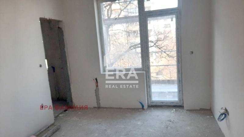 Продава МНОГОСТАЕН, гр. София, Лагера, снимка 7 - Апартаменти - 49388221