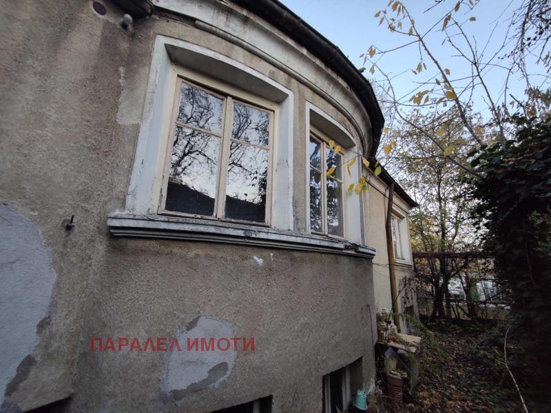 Продава КЪЩА, гр. Пловдив, Кючук Париж, снимка 2 - Къщи - 46518615