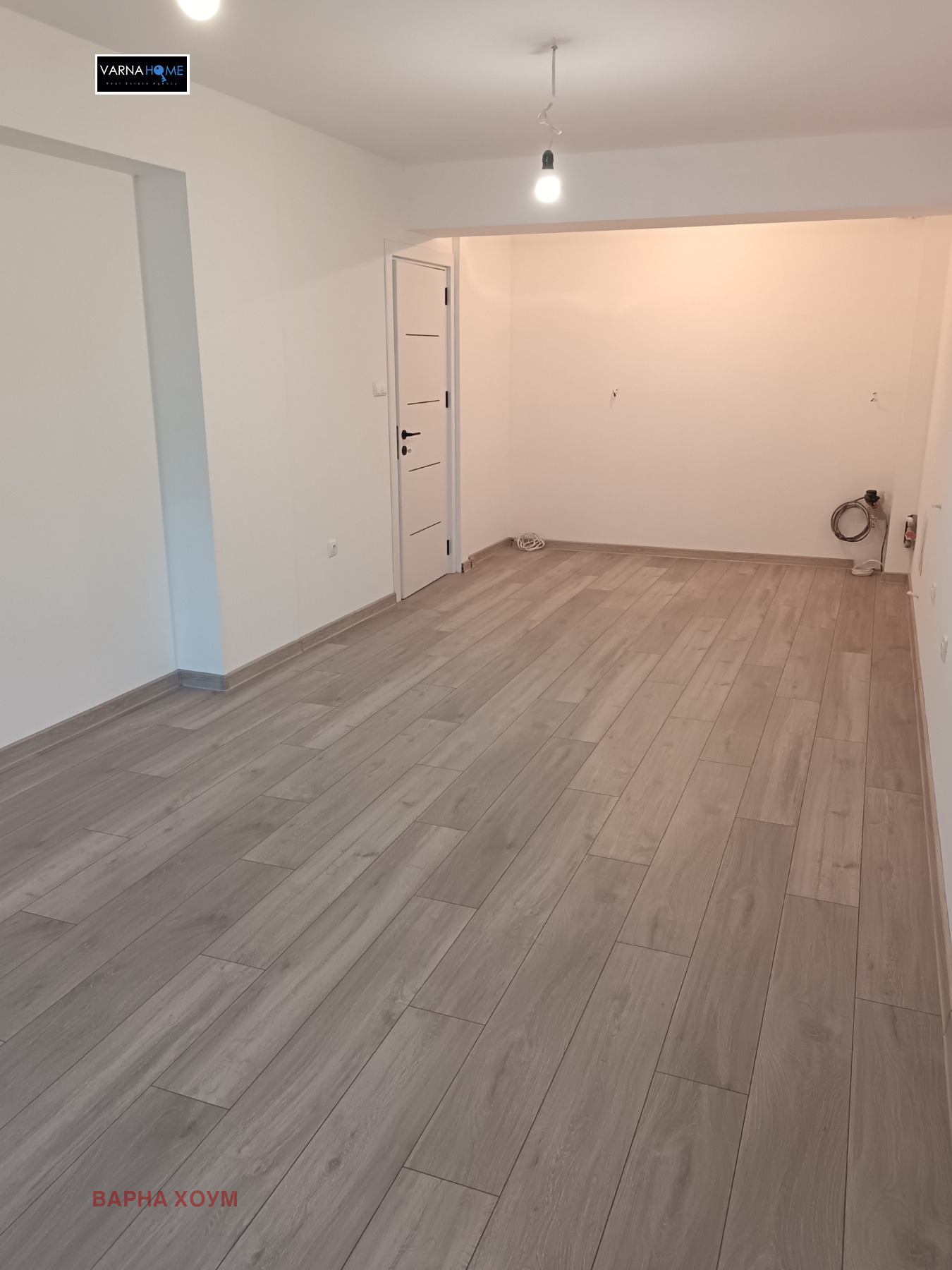 Продава 2-СТАЕН, гр. Варна, Базар Левски, снимка 2 - Апартаменти - 56069503