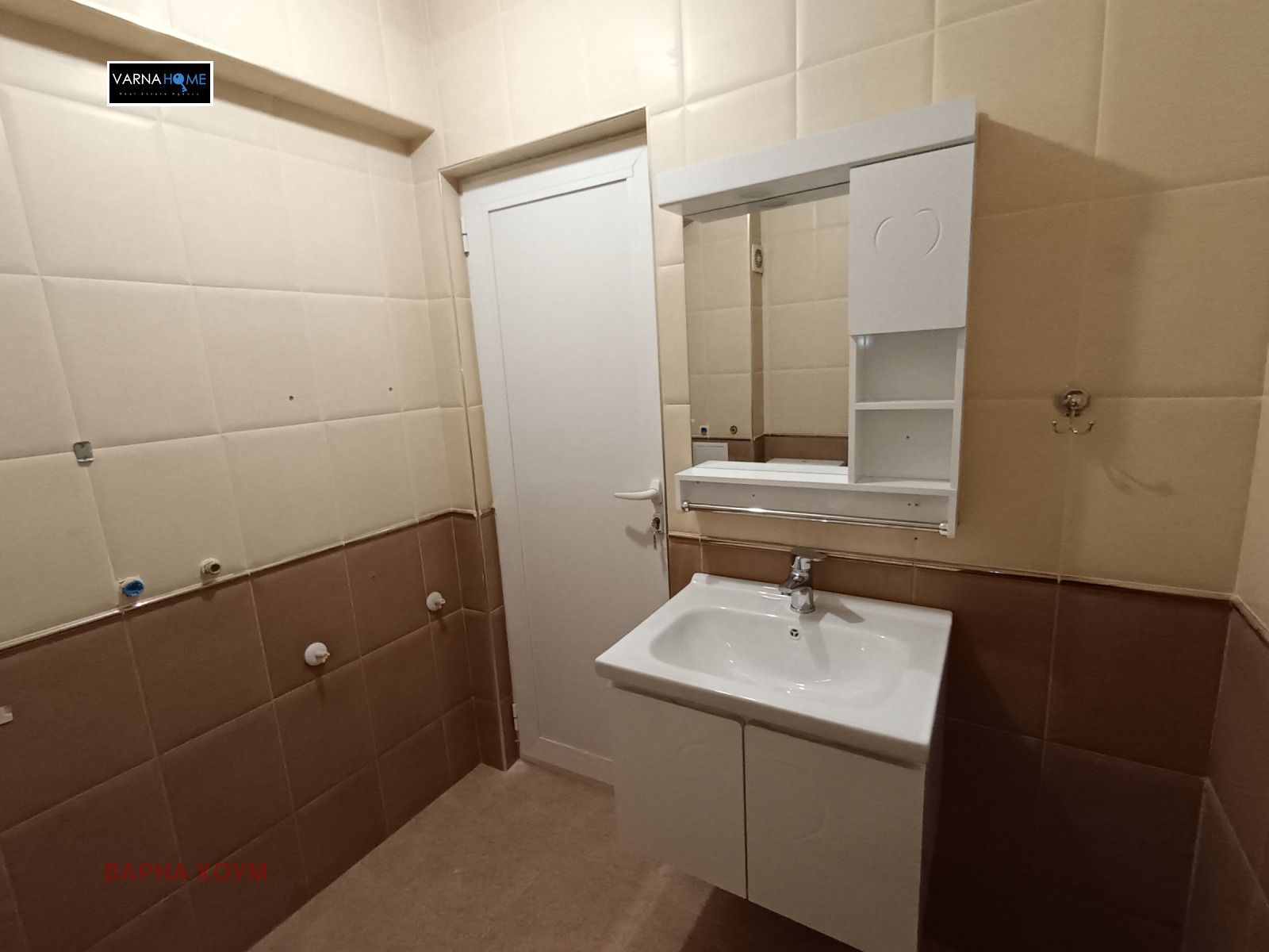 Продава 2-СТАЕН, гр. Варна, Базар Левски, снимка 8 - Апартаменти - 56069503