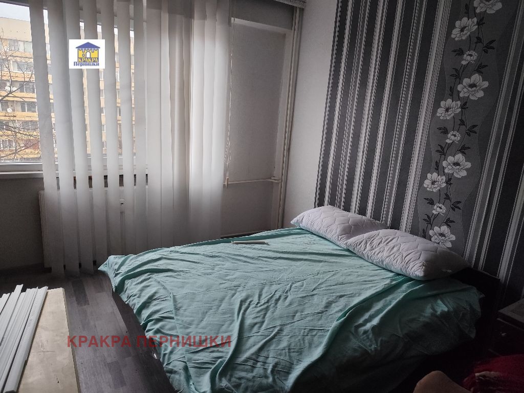 Продава 3-СТАЕН, гр. Перник, Изток, снимка 7 - Апартаменти - 54225630