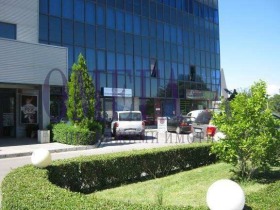 Продажба на офиси в град Пловдив - изображение 2 