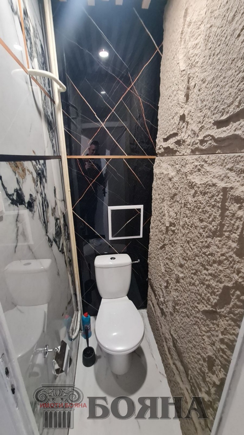 Продава  3-стаен град Русе , Възраждане , 70 кв.м | 36332360 - изображение [16]