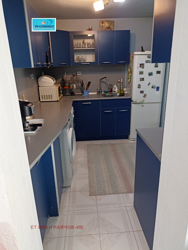 Продава КЪЩА, гр. Дупница, област Кюстендил, снимка 9 - Къщи - 52302843