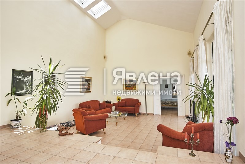 Продава КЪЩА, с. Горна Василица, област София област, снимка 17 - Къщи - 55496233