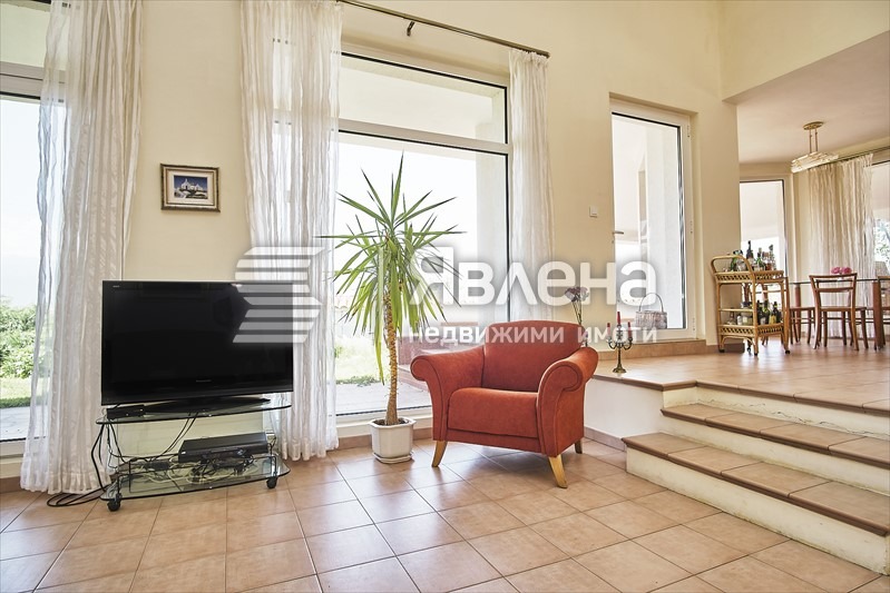 Продава КЪЩА, с. Горна Василица, област София област, снимка 10 - Къщи - 55496233