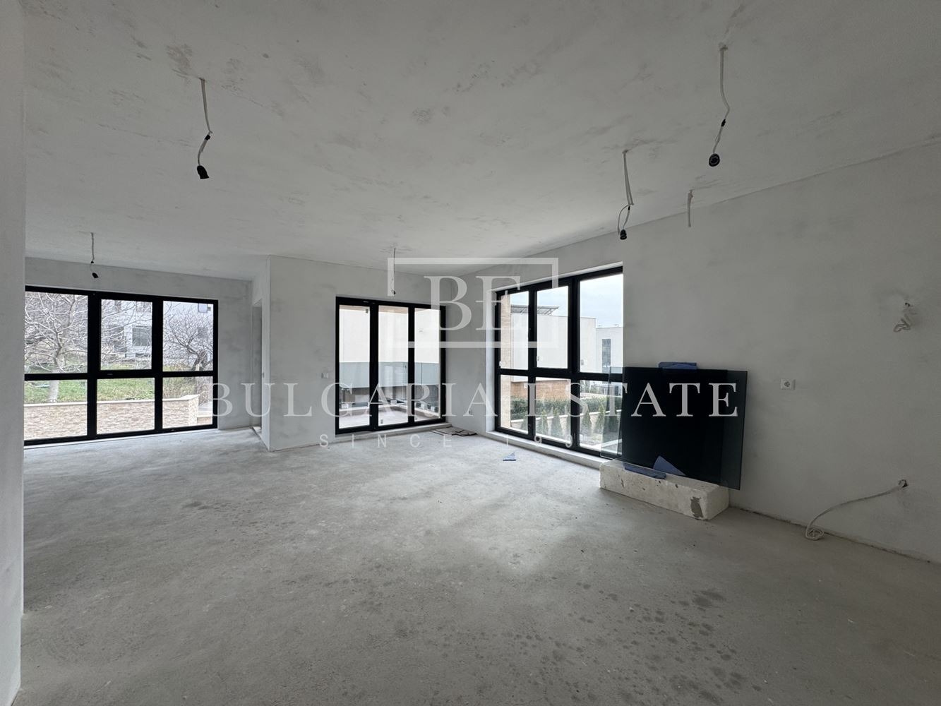 Продава 4-СТАЕН, гр. Варна, Бриз, снимка 2 - Апартаменти - 53334664