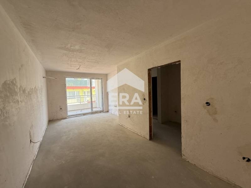Продава 2-СТАЕН, гр. Варна, Левски 1