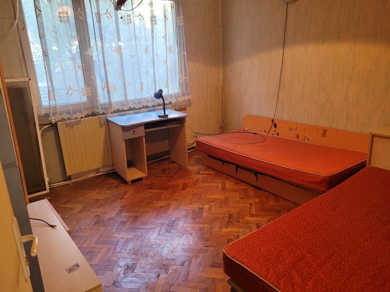 Продава  3-стаен град Плевен , Дружба 3 , 85 кв.м | 40575418 - изображение [9]