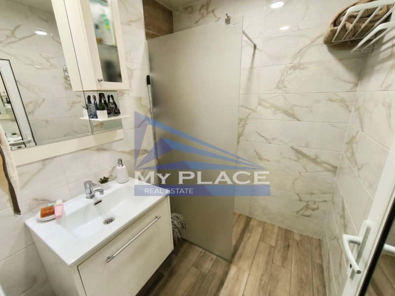 Продава  3-стаен град Шумен , Център , 86 кв.м | 37026034 - изображение [13]