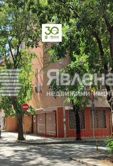 Продава 3-СТАЕН, гр. Варна, Лятно кино Тракия