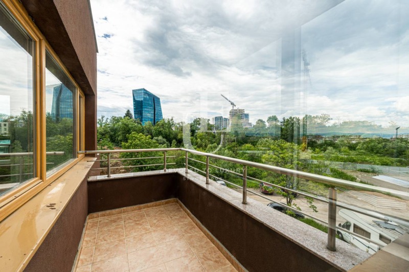 Te koop  3 slaapkamers Sofia , Manastirski livadi , 158 m² | 22538293 - afbeelding [10]